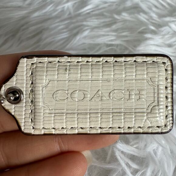 2" COACH Lizard Embossed Fob Bag Charm Hang tag Hangtag - Picture 1 of 2